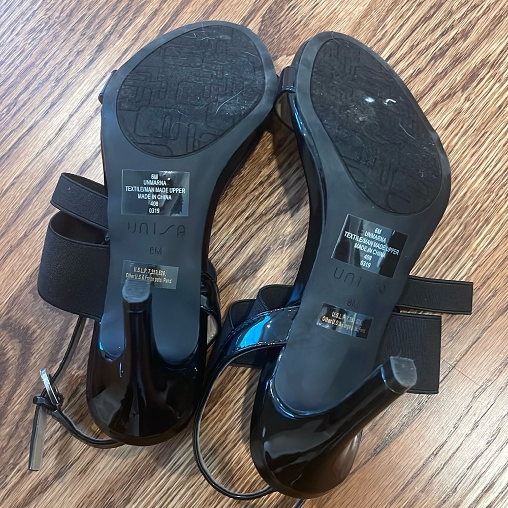Heels - Picture 5 of 7